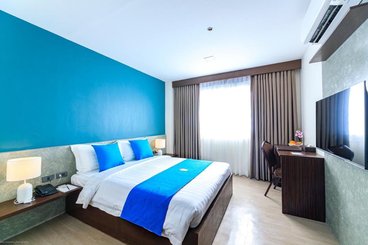 Fynn Boutique Hotel Bacoor エクステリア 写真