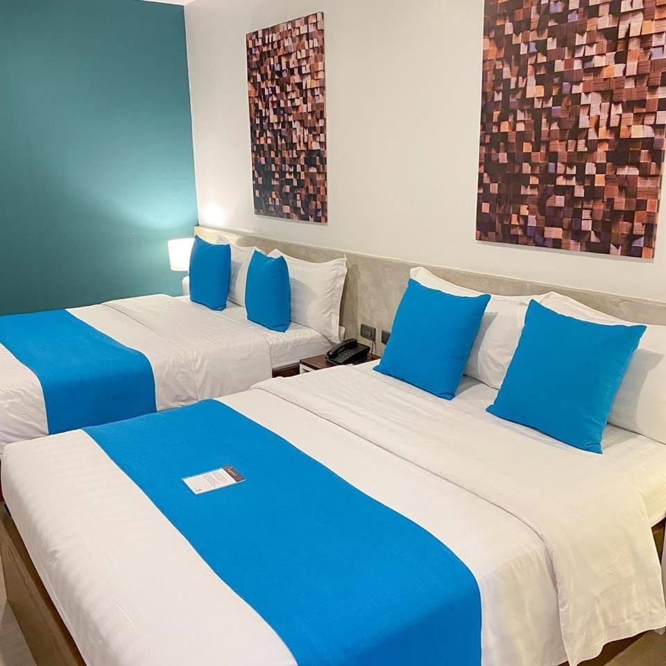 Fynn Boutique Hotel Bacoor エクステリア 写真